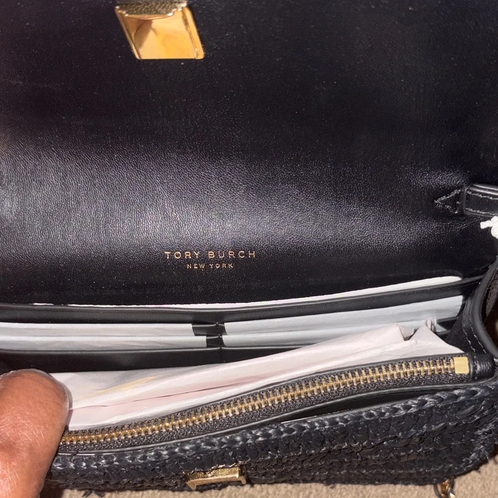 Tory Burch Black Woven Leather Crossbody with Gold Logo Chain - Picture 4 of 5